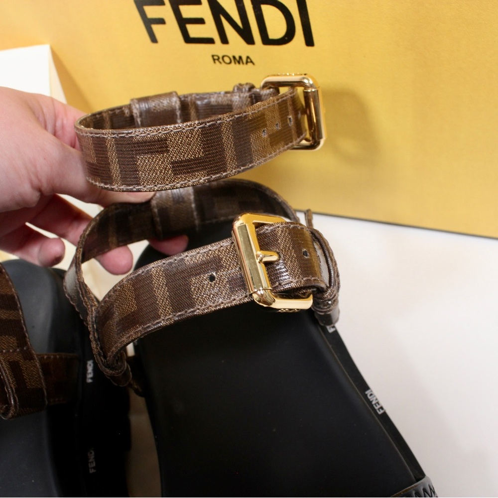 Fendi FF Logo Chunky Platform Leather Sandals Authentic - Picture 5 of 9